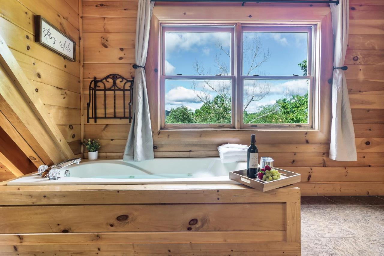 Summer Sale! Pool, Sauna, View, Hottub, Game Sevierville Exterior foto