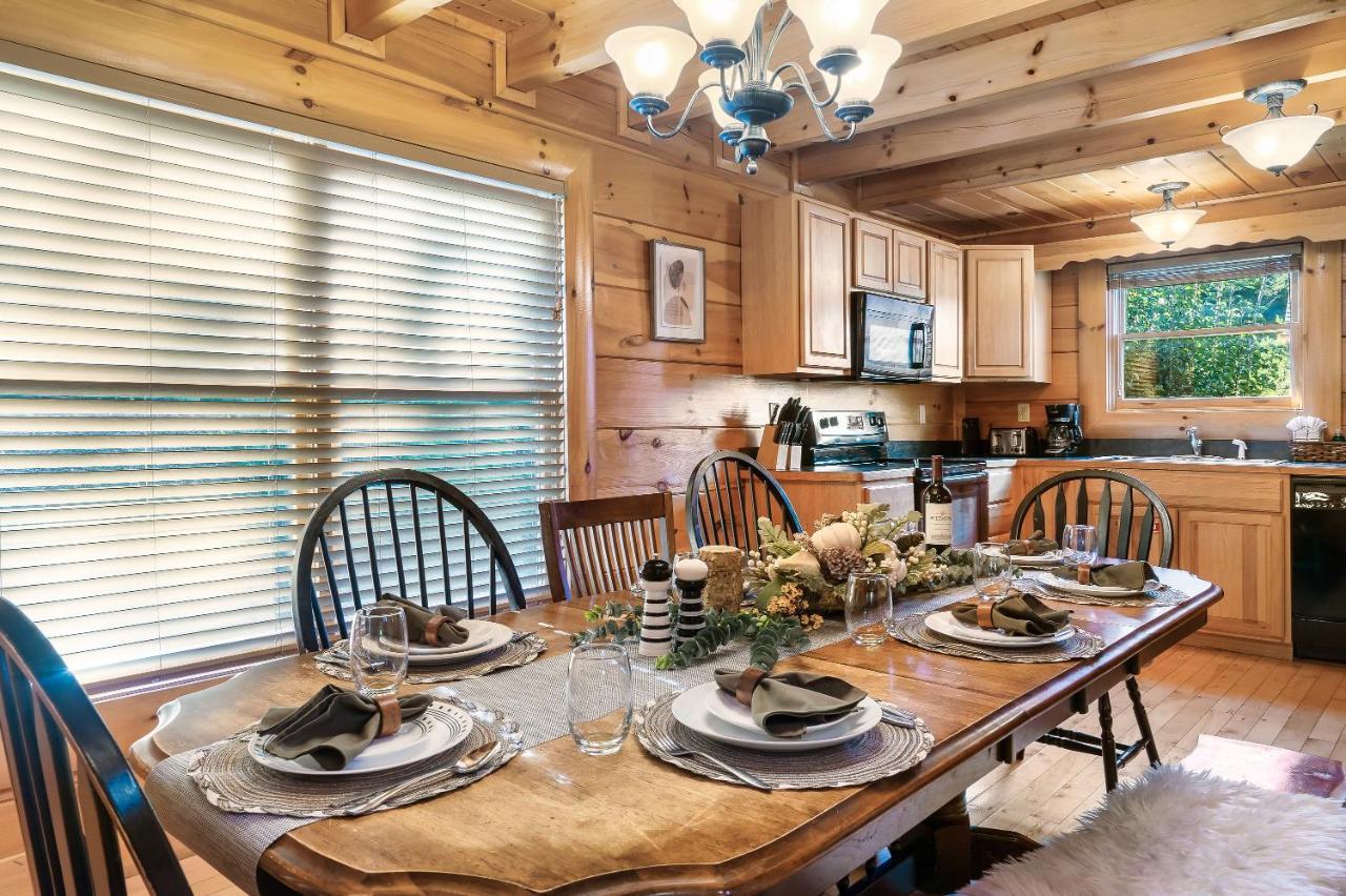 Summer Sale! Pool, Sauna, View, Hottub, Game Sevierville Exterior foto