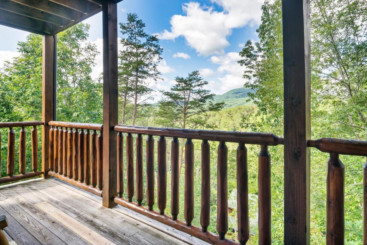 Summer Sale! Pool, Sauna, View, Hottub, Game Sevierville Exterior foto